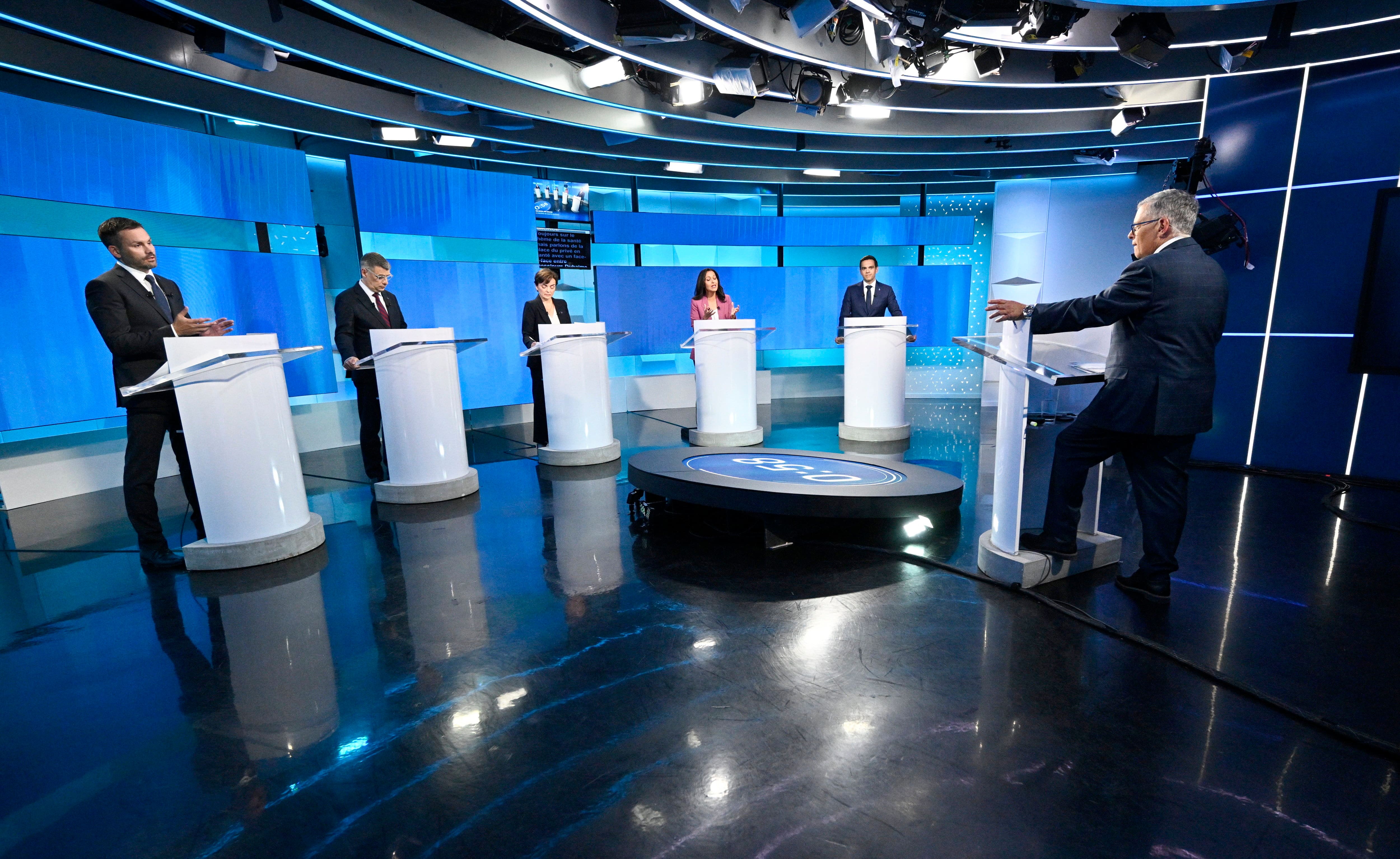 Un aperçu des engagements électoraux majeurs des cinq formations politiques québécoises