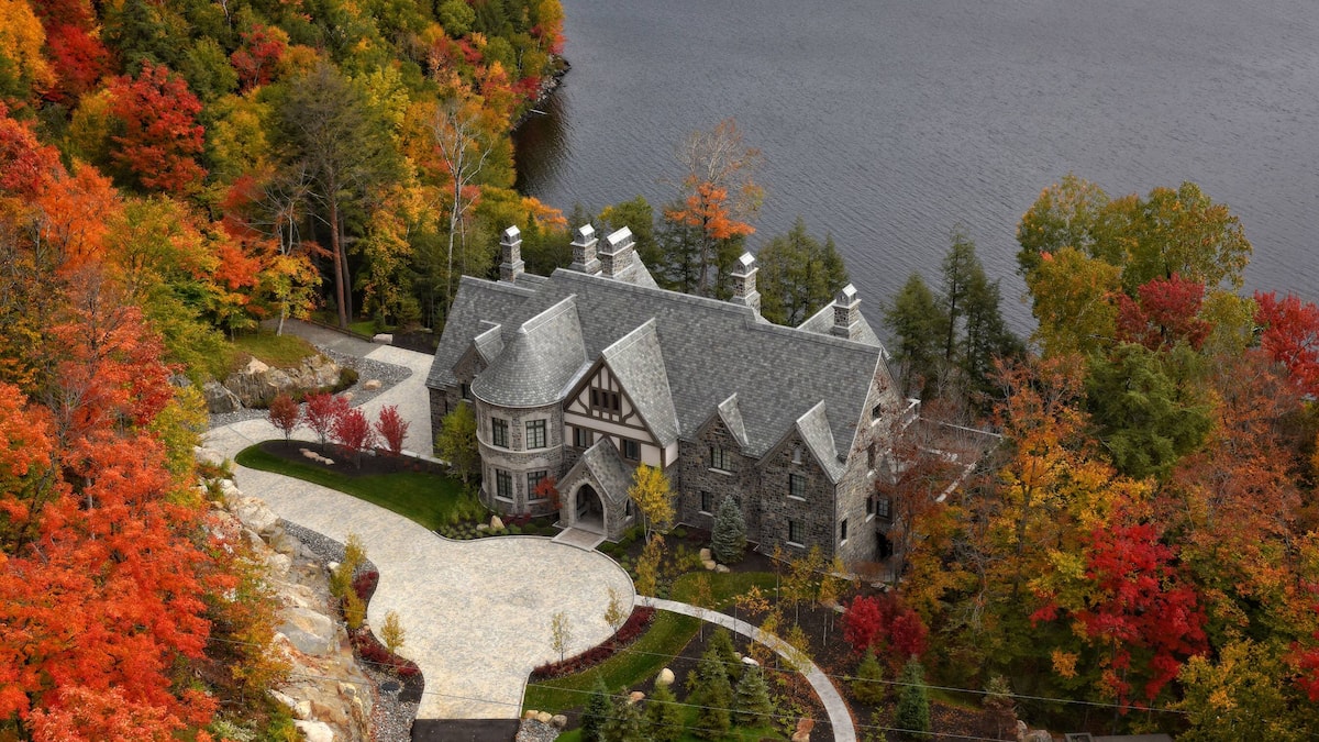 EN IMAGES | Découvrez la maison la plus chère au Québec, en vente pour 39,9 M$