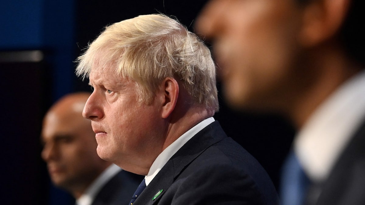 Sur la défensive, Boris Johnson veut rester premier ministre