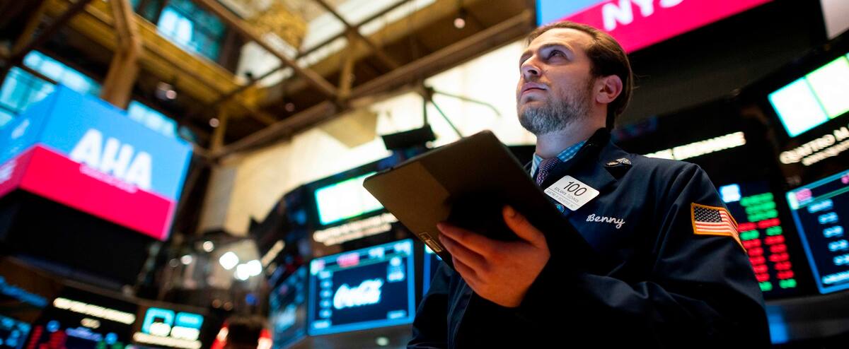 Wall Street termine en berne, minée par la confiance des ménages