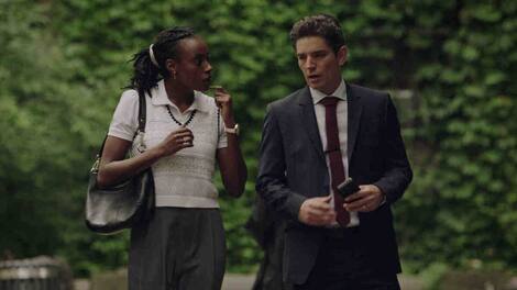 Naïla Louidort with Sébastien Delorme, who plays Léo MacDonald, the internship supervisor of Mélodie Dominique, whom she plays.