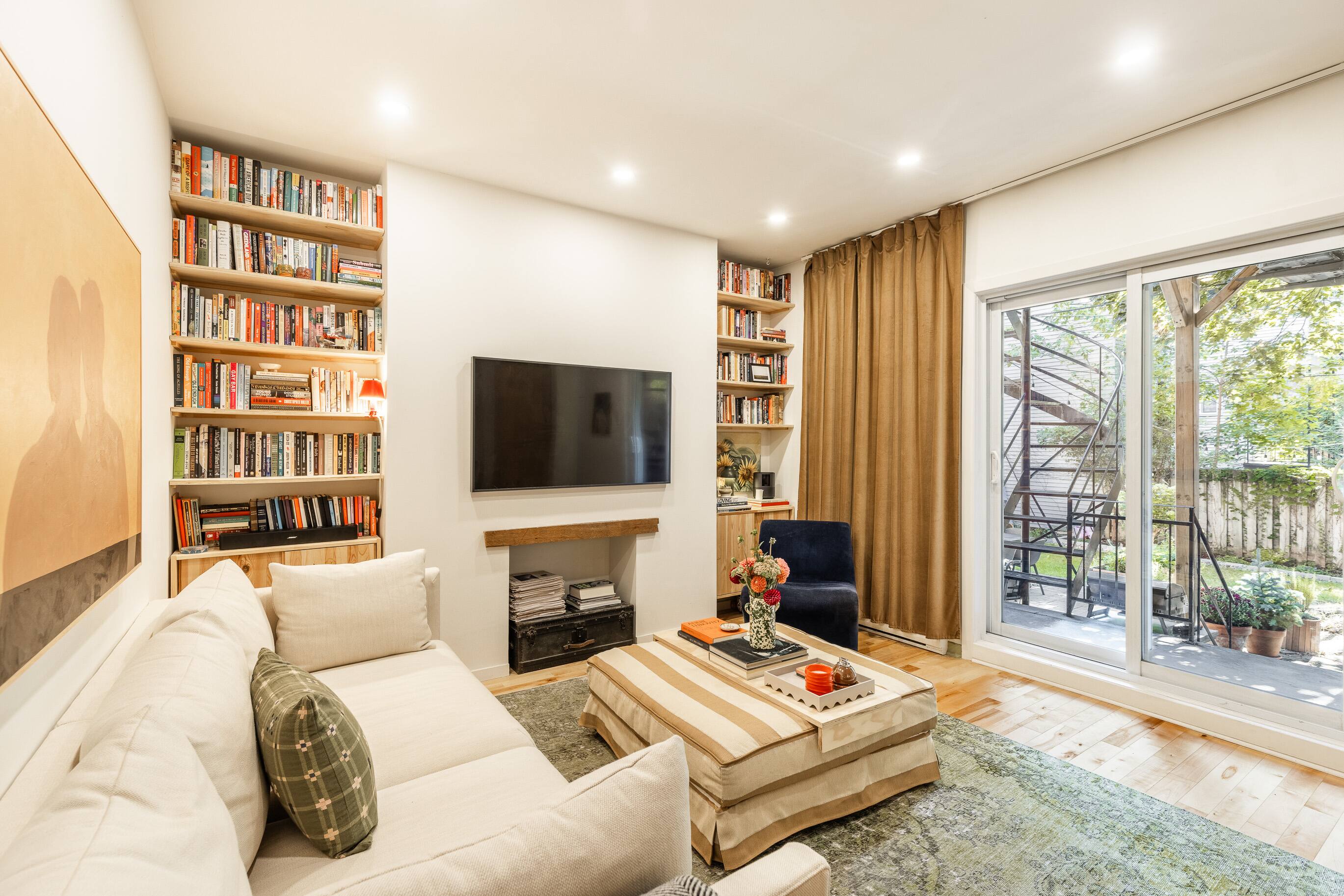 Condo rénové au cachet infini à vendre 