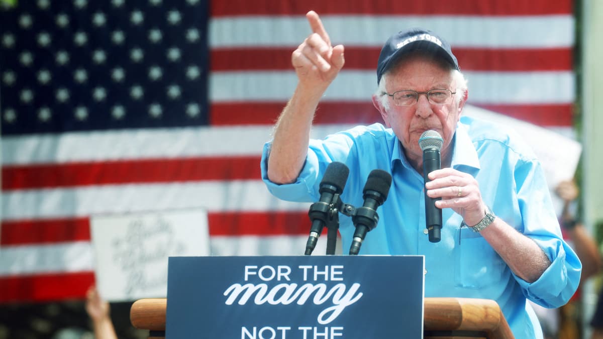 Bernie Sanders appelle à garder Biden comme candidat