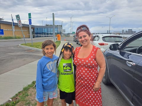 Ferry to East Montreal to avoid confusion