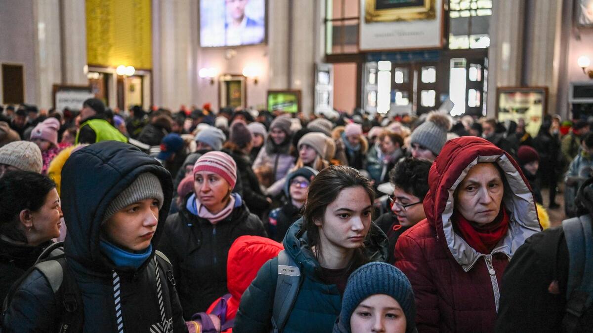 De nombreux réfugiés d’Ukraine atteignent la Pologne