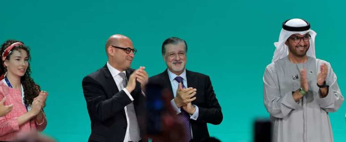 Les pays du monde entier approuvent à la COP28 une décision historique sur les énergies fossiles