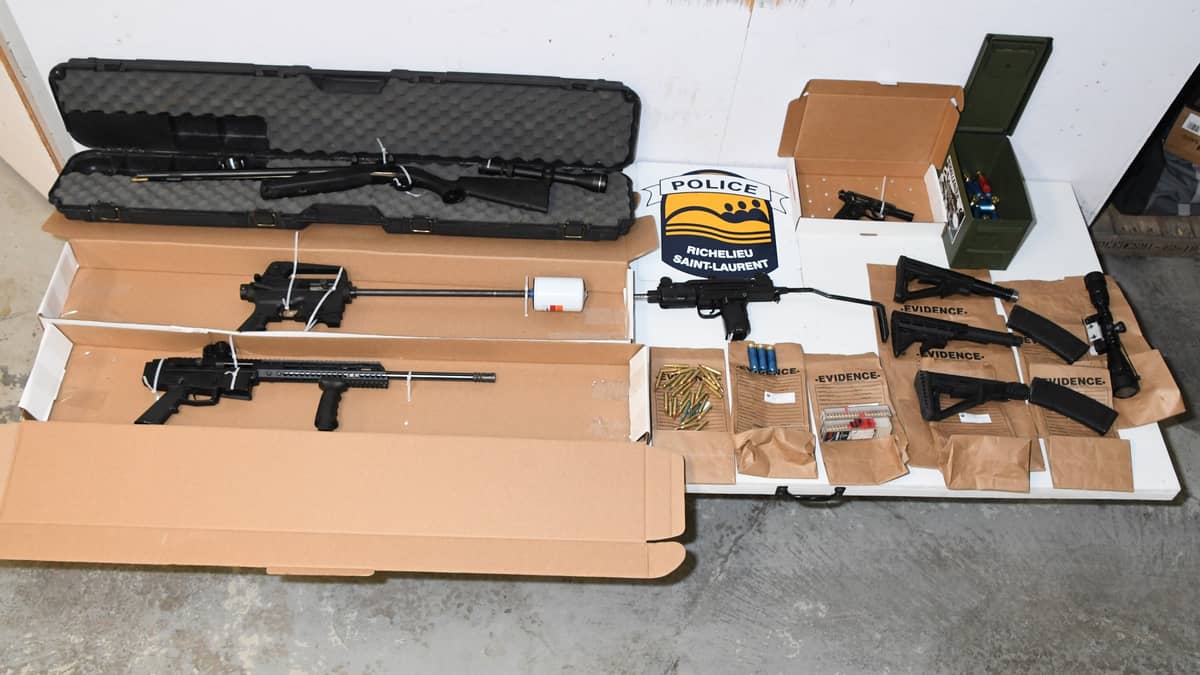 Un petit arsenal d'armes à feu saisi à Varennes