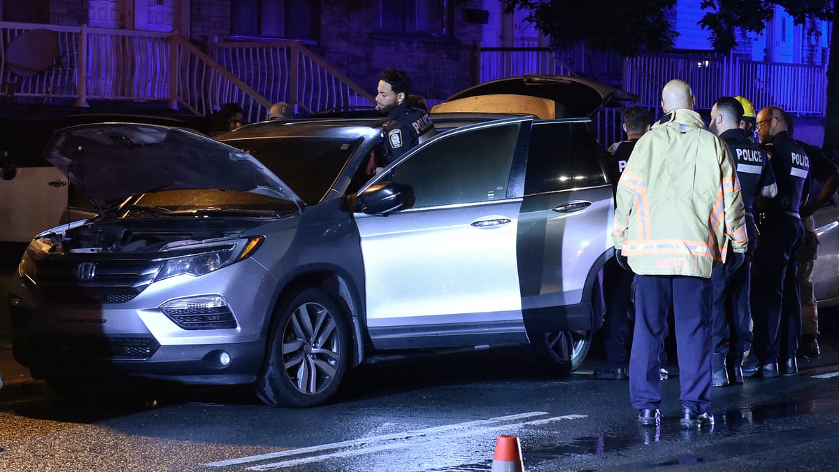 Saint-Michel: la police de Montréal enquête sur l’incendie suspect d’un VUS