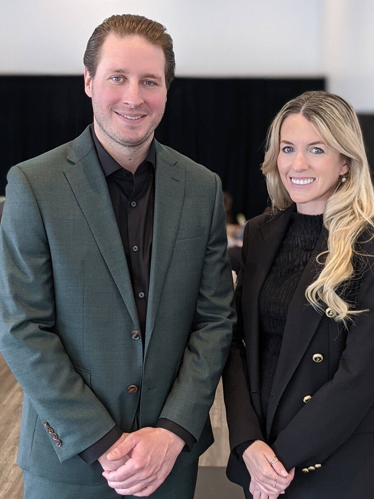 Ashton se lance dans la vente de franchises et veut devenir &laquo;le leader de la poutine au Canada&raquo;