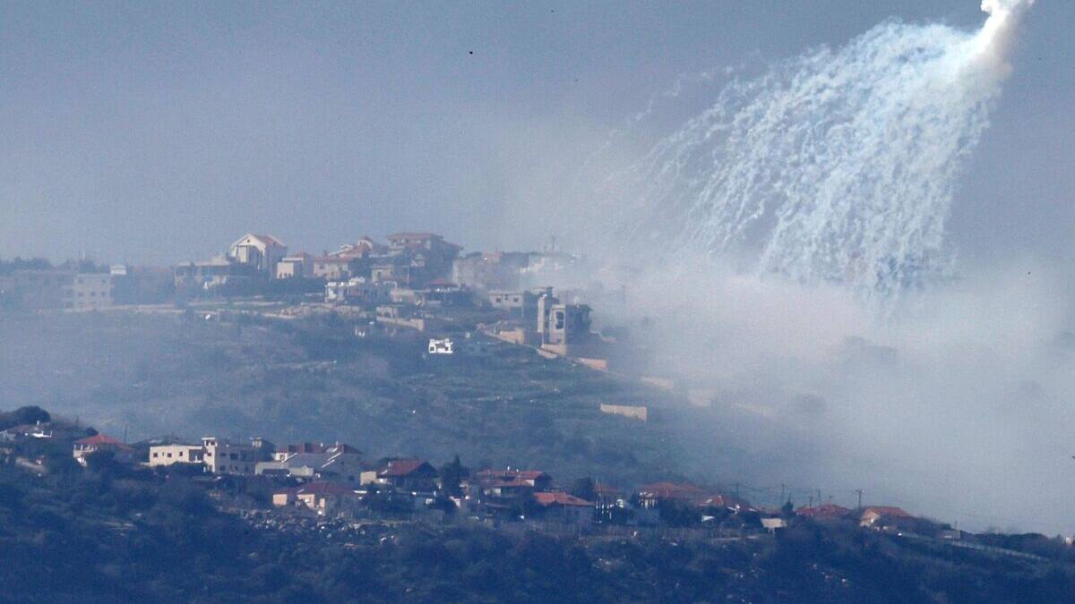 Deux morts et d'importants incendies dans le sud du Liban après des bombardements israéliens