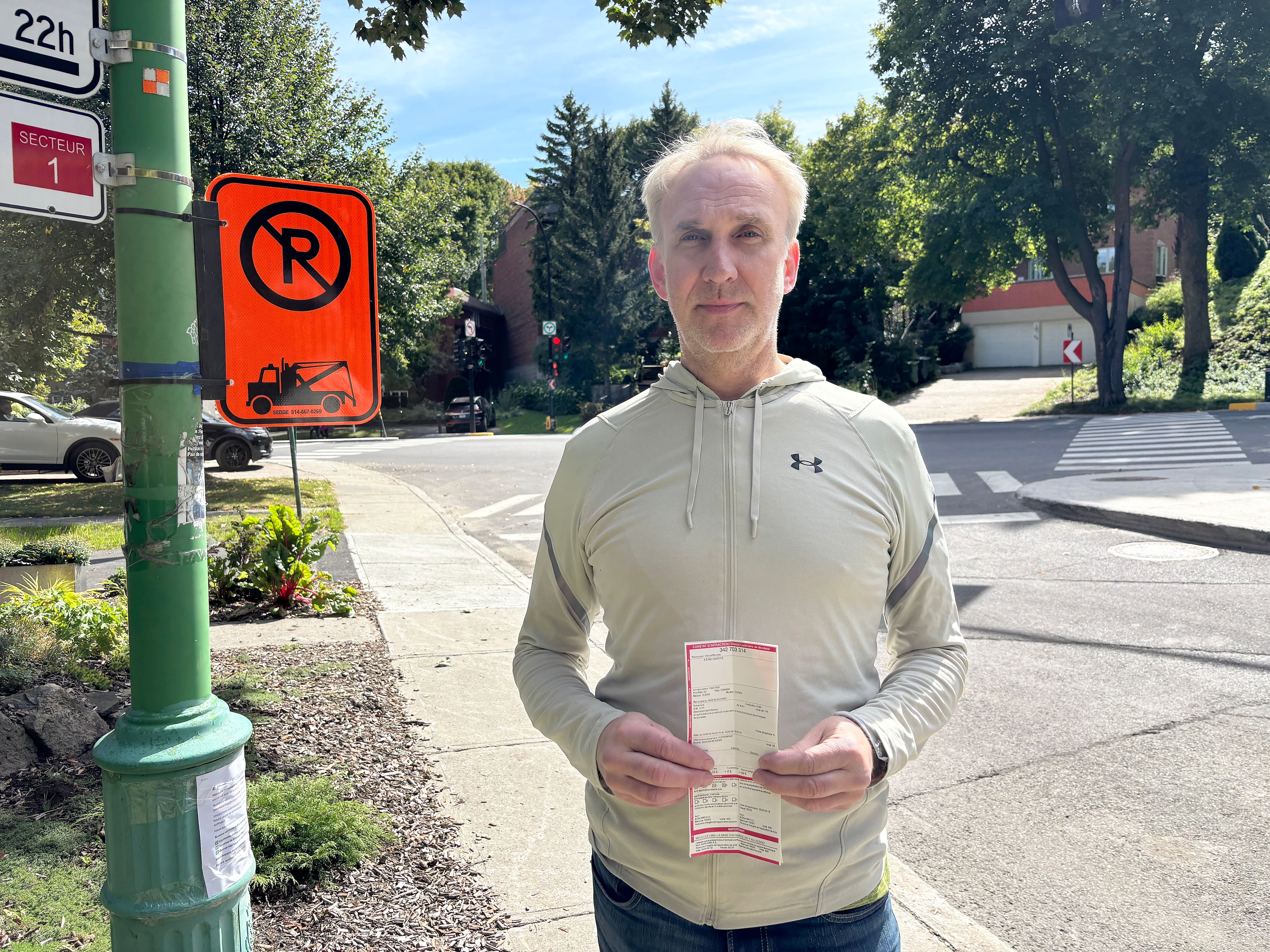 Remorquages après un préavis d'une heure à Montréal: les autorités annulent 29 constats d'infraction et font leur mea culpa