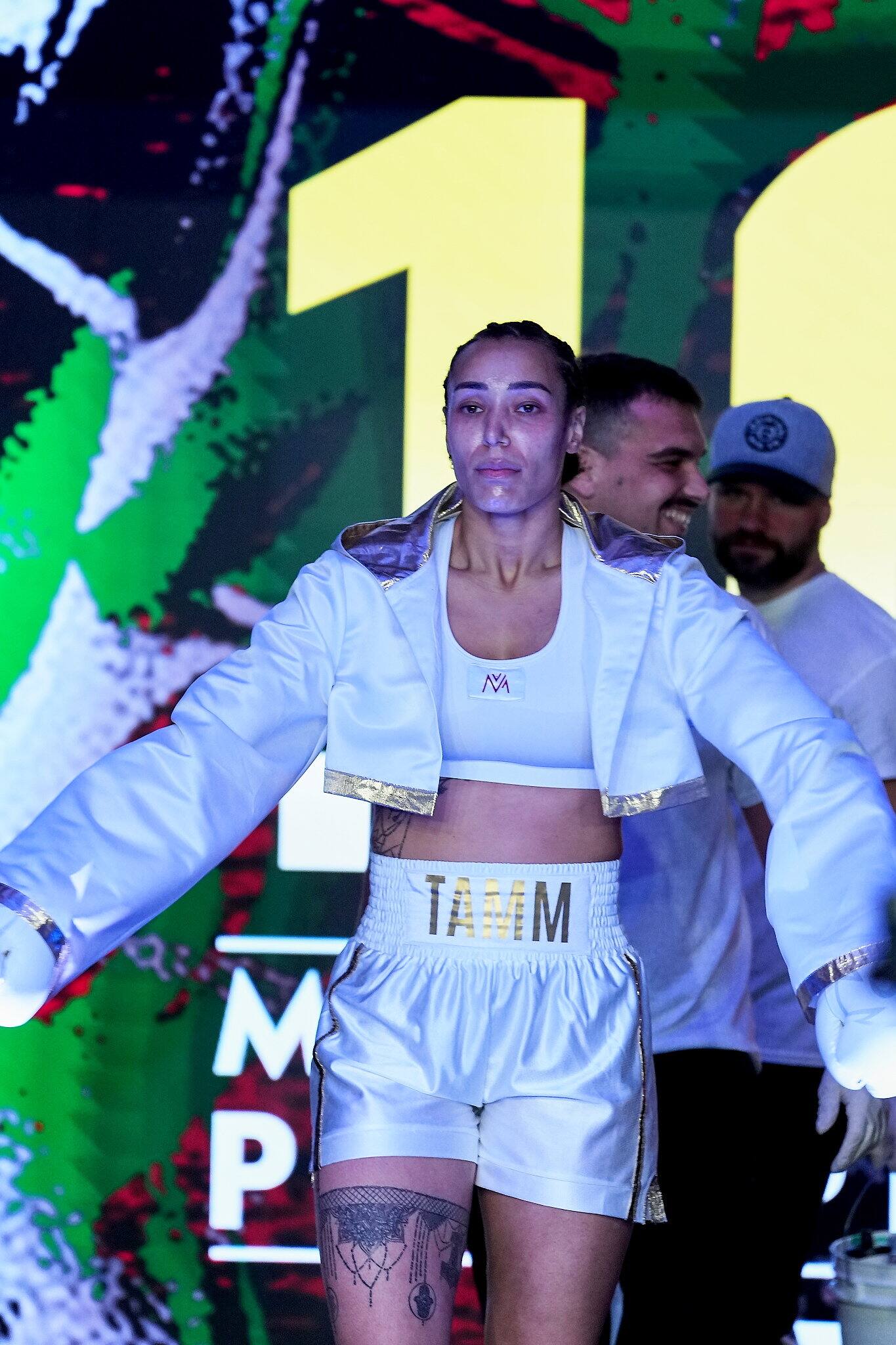 Le courage de la boxeuse québécoise Tammara Thibeault, qui a imité les ...