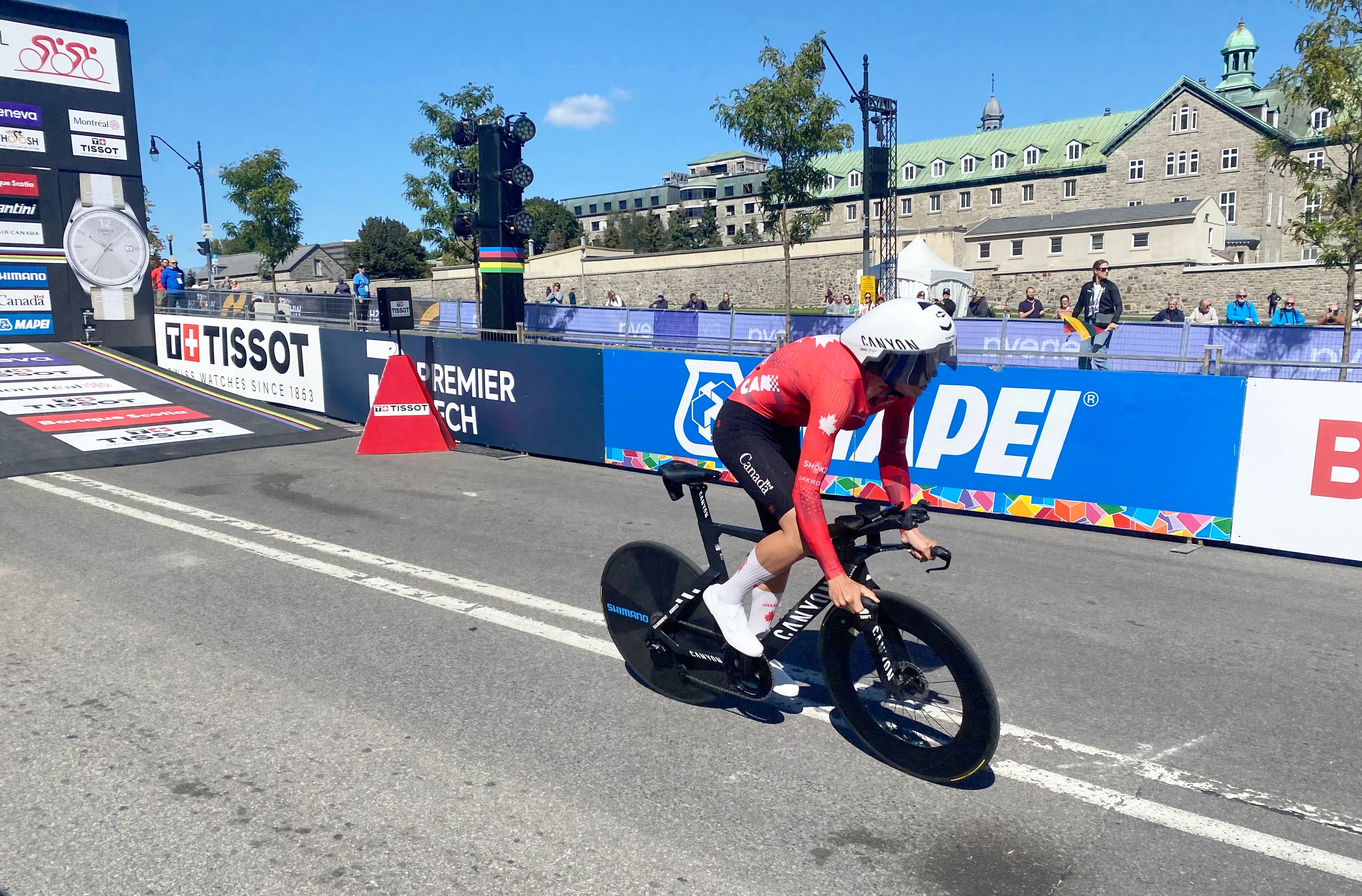 Ce jeune Québécois double son plaisir avec le cyclisme et le ski de fond