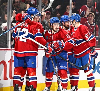 এটা সত্য, কানাডিয়ানদের একদিনের উপার্জন প্রয়োজন এটা সত্য, কানাডিয়ানদের একদিনের উপার্জন প্রয়োজন