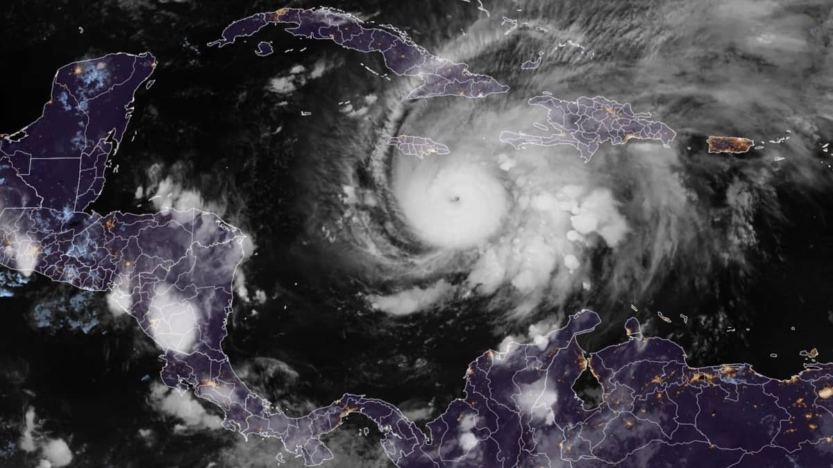 «Vents destructeurs»: l'ouragan «Melissa» passe en catégorie 5