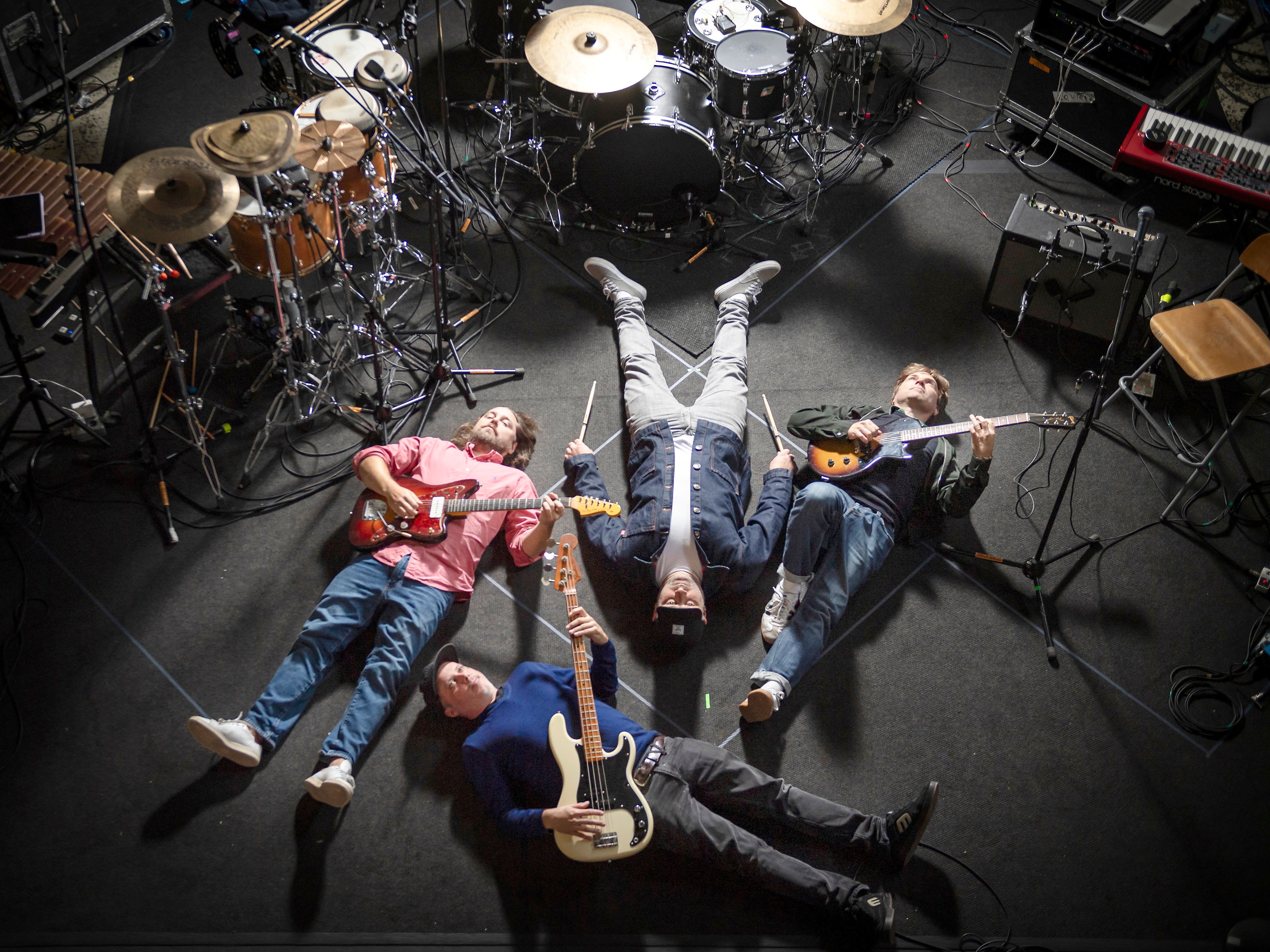 Les Trois Accords: 25 Years of Vacation Vibes with Quebec’s Indie Rock Icons