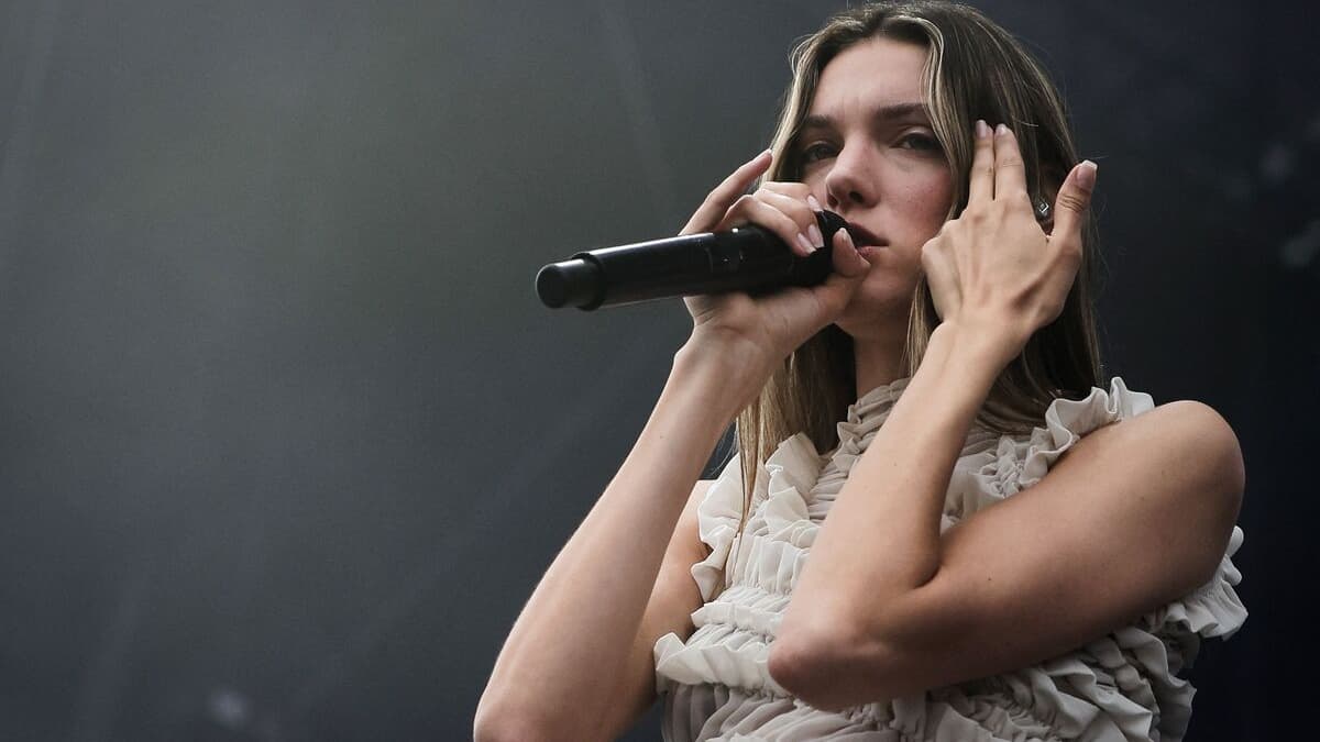 Charlotte Cardin, «femme de l’année» selon Billboard Canada