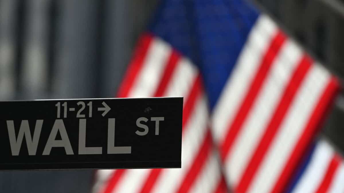 Wall Street clôture en baisse, l'inflation préoccupe le marché
