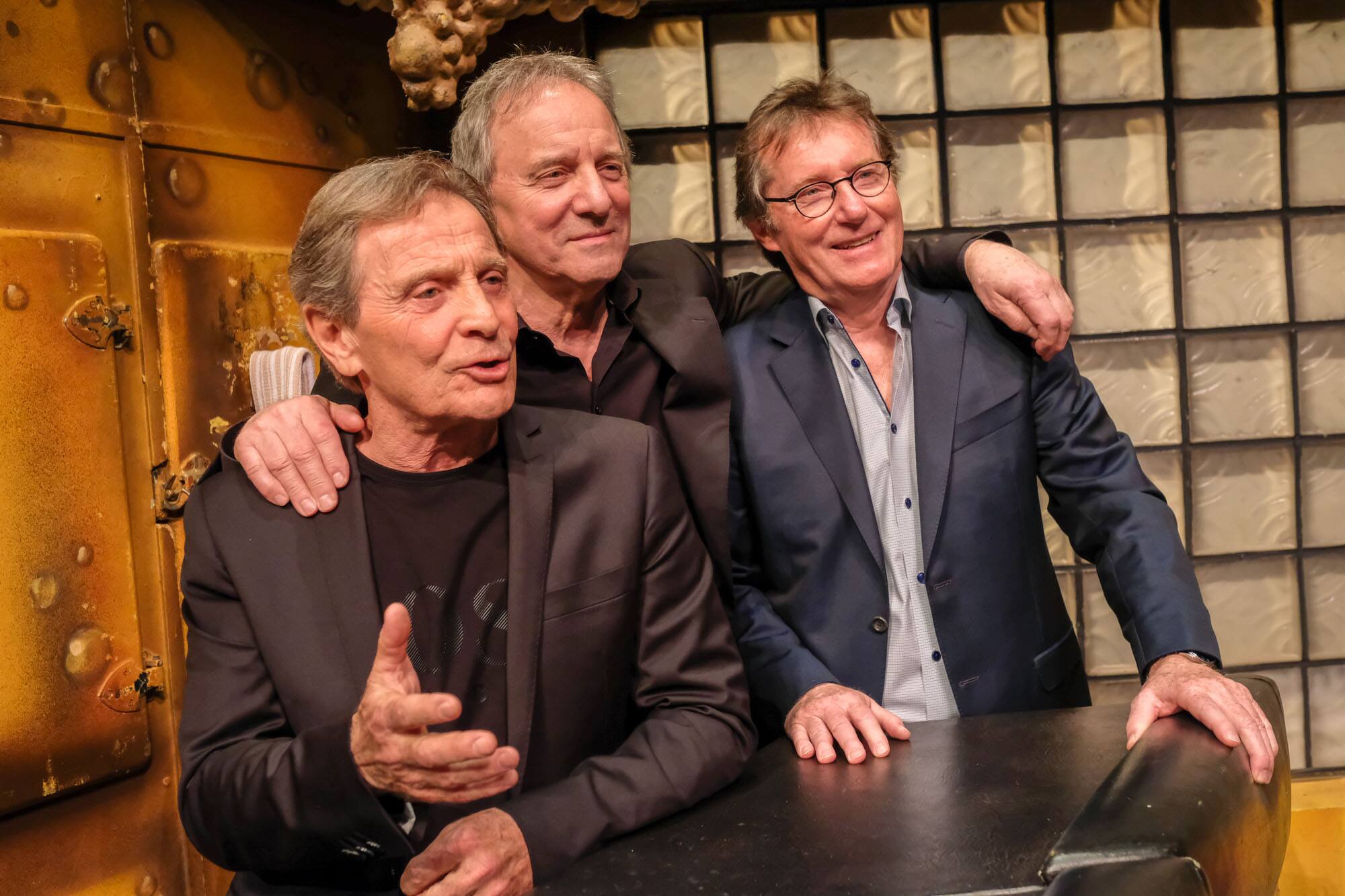 Marcel Gauthier, Michel Côté et Marc Messier à la Salle Maurice-O’Bready de Sherbrooke, le samedi 22 avril 2017, lors de la toute dernière représentation de la pièce «Broue» avec l’équipe originale.