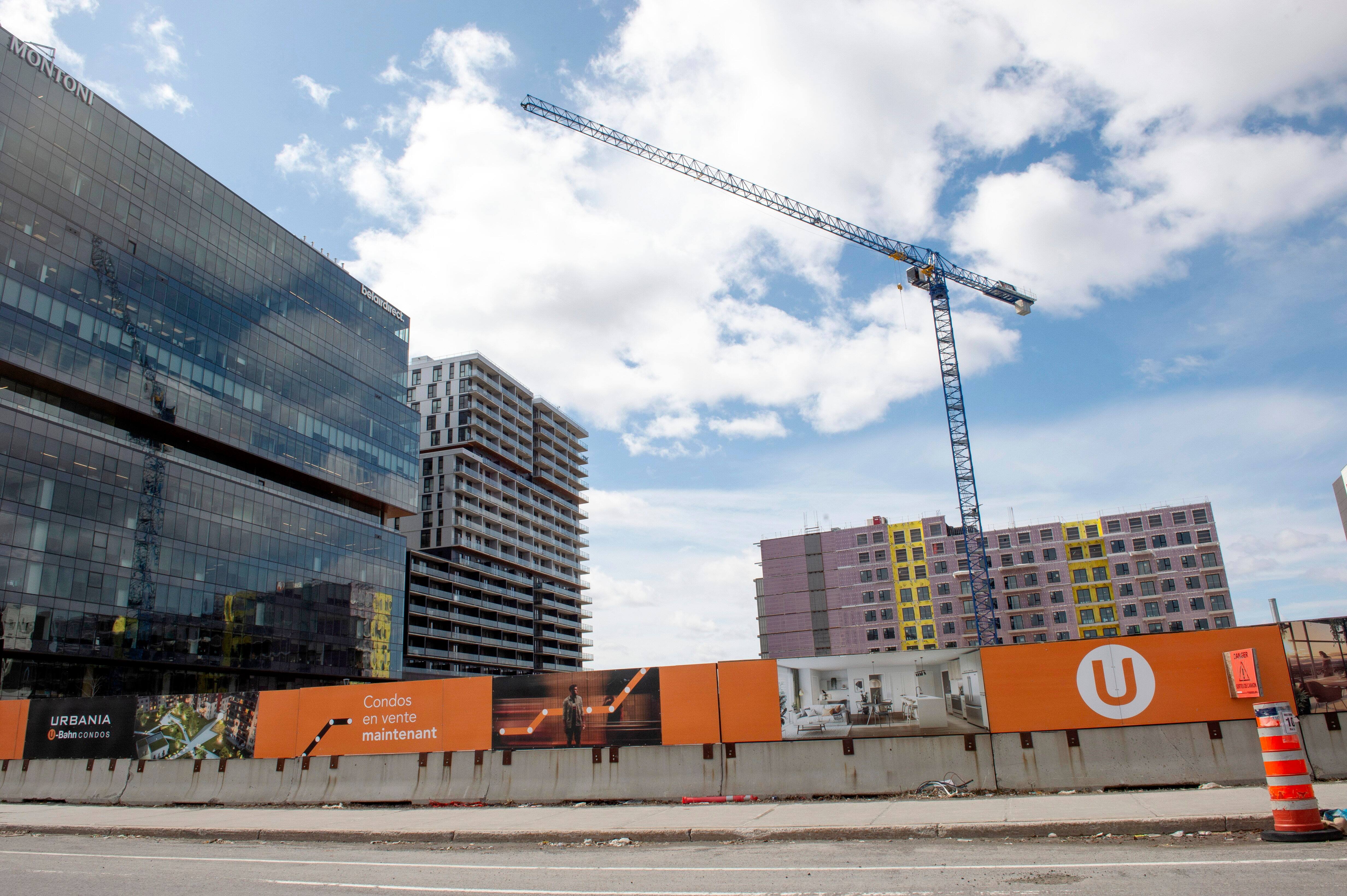 Tower under construction near Espace Montmorency.