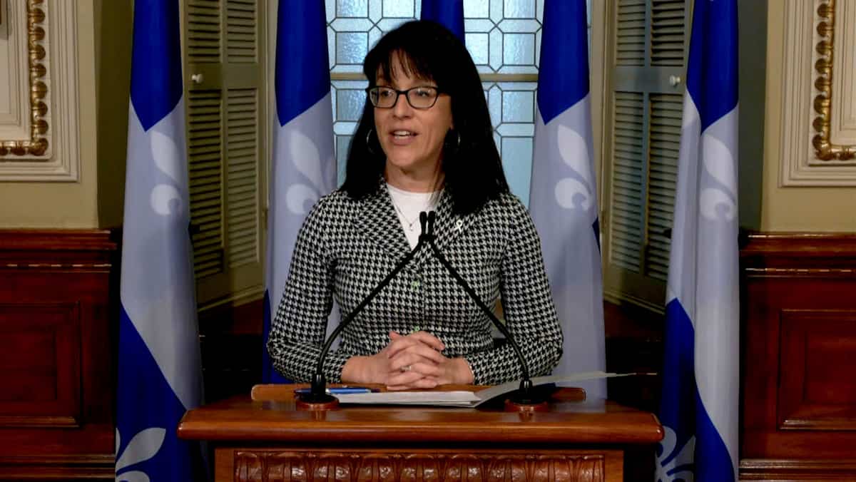 Convention collective: Québec fait une offre aux infirmières de la FIQ