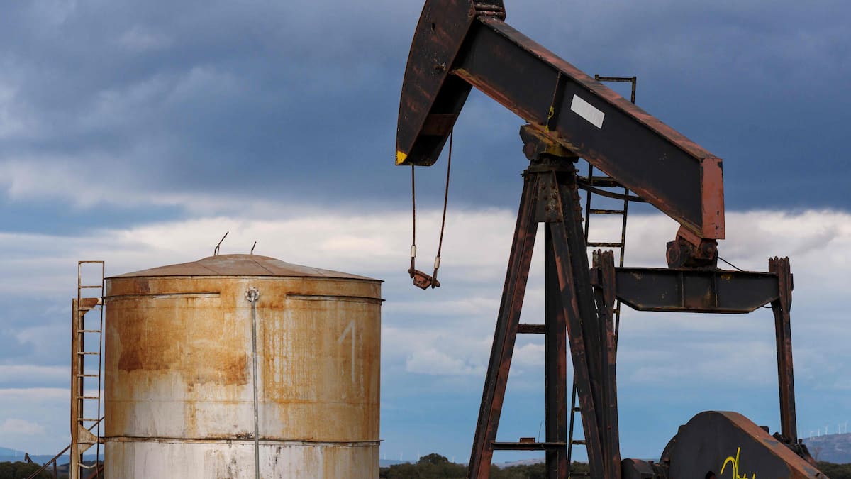 Le prix du pétrole baisse avec la perspective du déblocage de nouvelles réserves