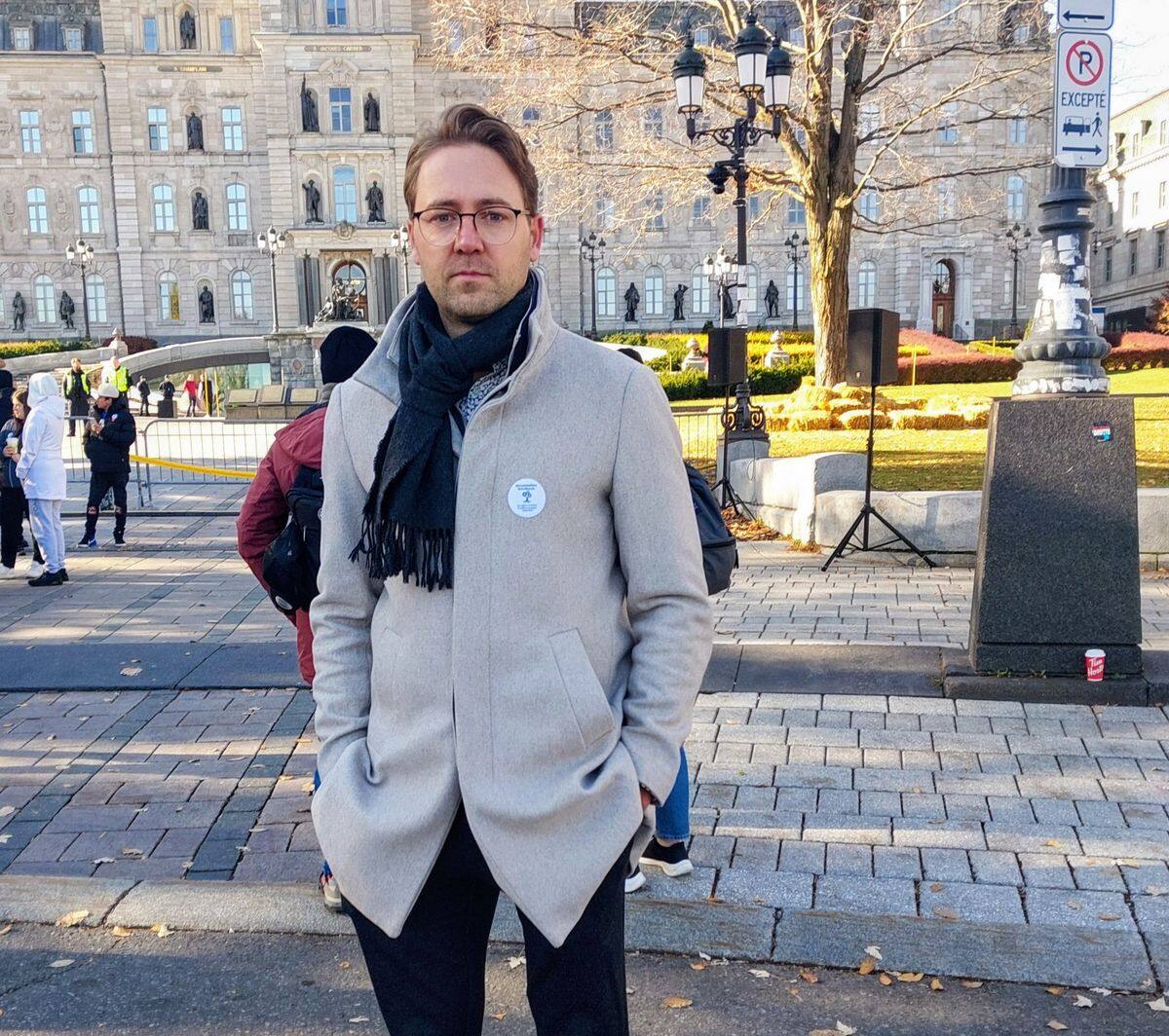 Nicolas Blais, gerente geral e vice-presidente de vendas da Beauce Atlas, esteve em Quebec na terça-feira, 28 de outubro, para reiterar a importância dos trabalhadores estrangeiros temporários no sucesso das empresas de Quebec.