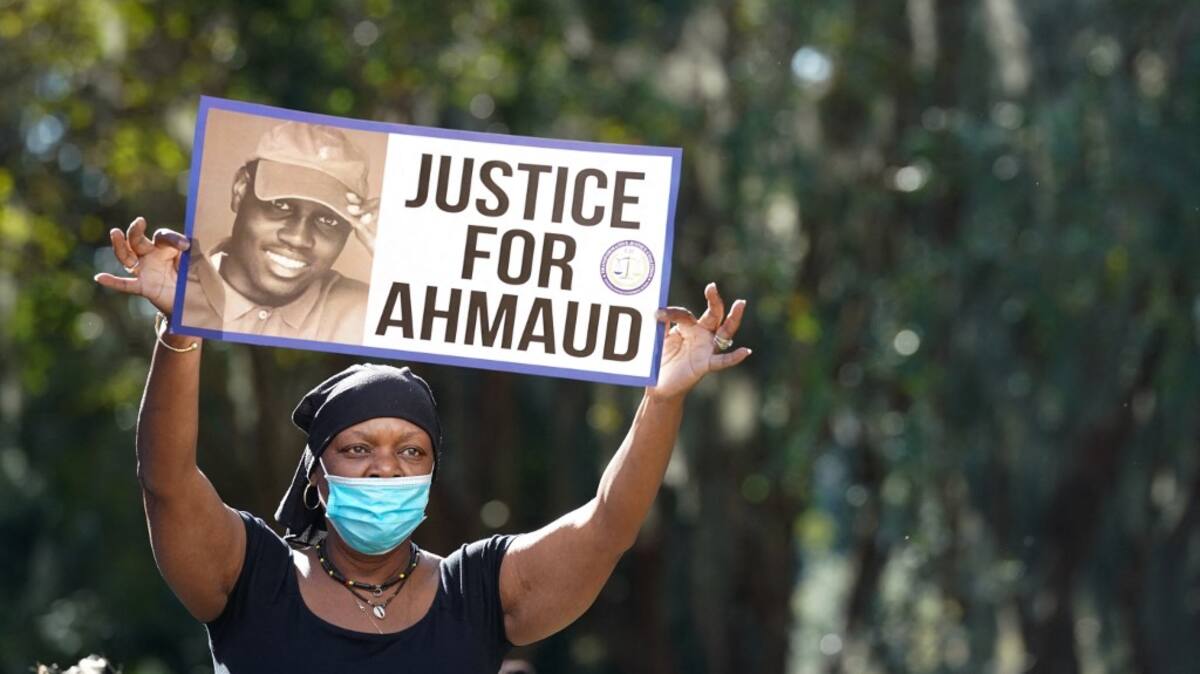 Trois Américains blancs jugés pour le meurtre du joggeur noir Ahmaud Arbery