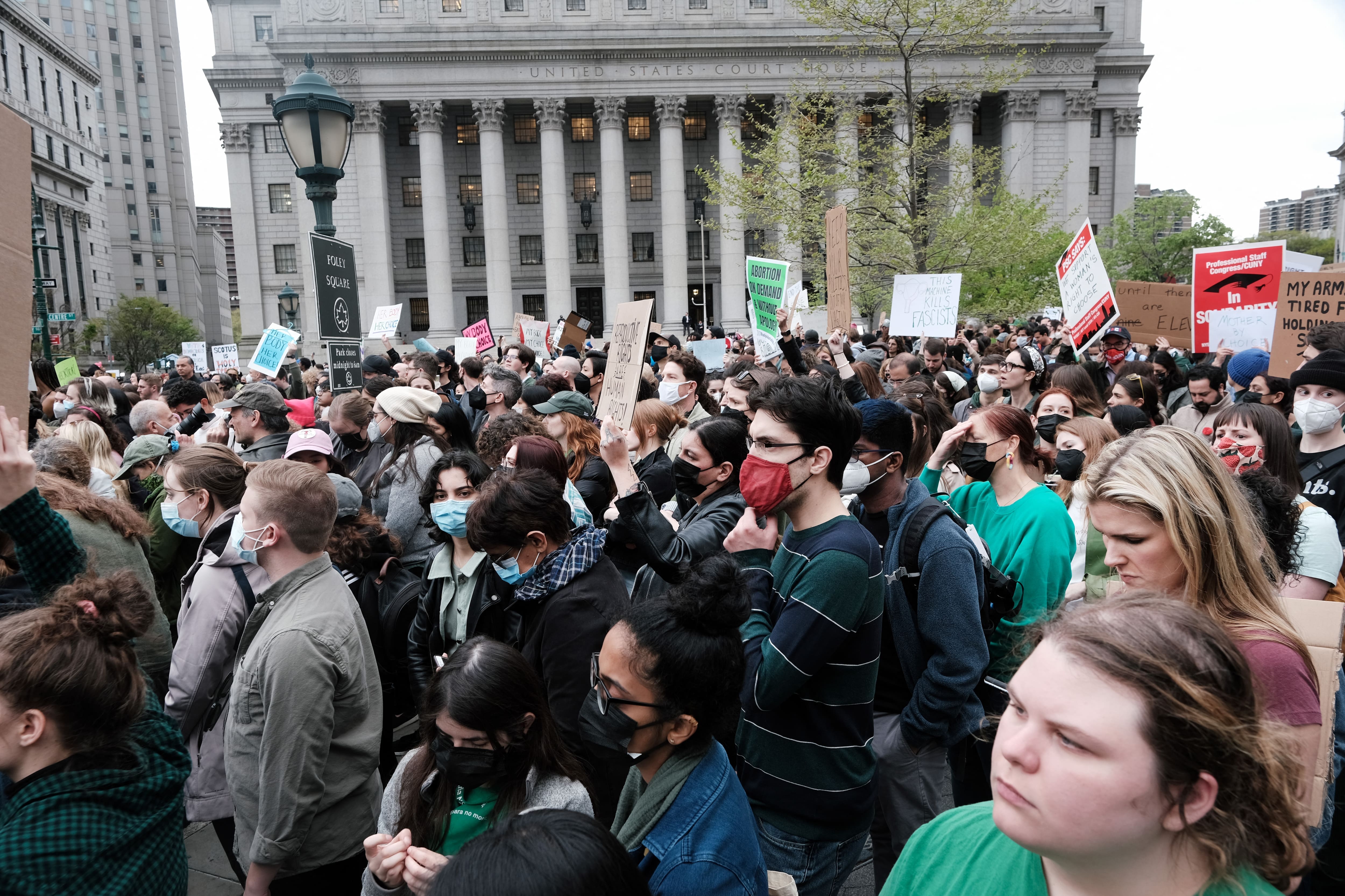 &laquo;Stop &agrave; la guerre contre les femmes&raquo;: mobilisation &agrave; New York pour le droit &agrave; l'avortement