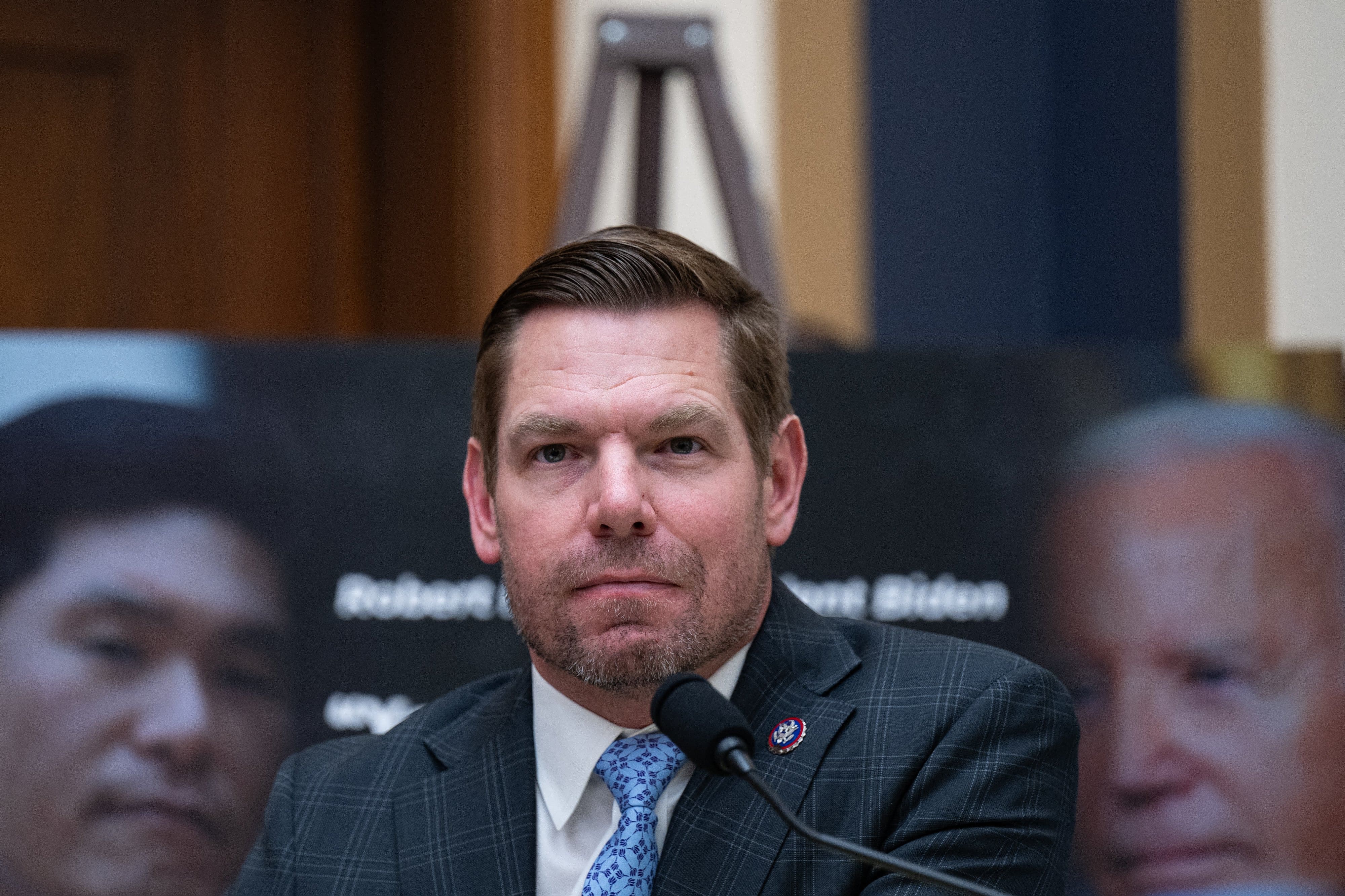 Agressions sexuelles, messages explicites: quatre femmes accusent l’élu démocrate Eric Swalwell