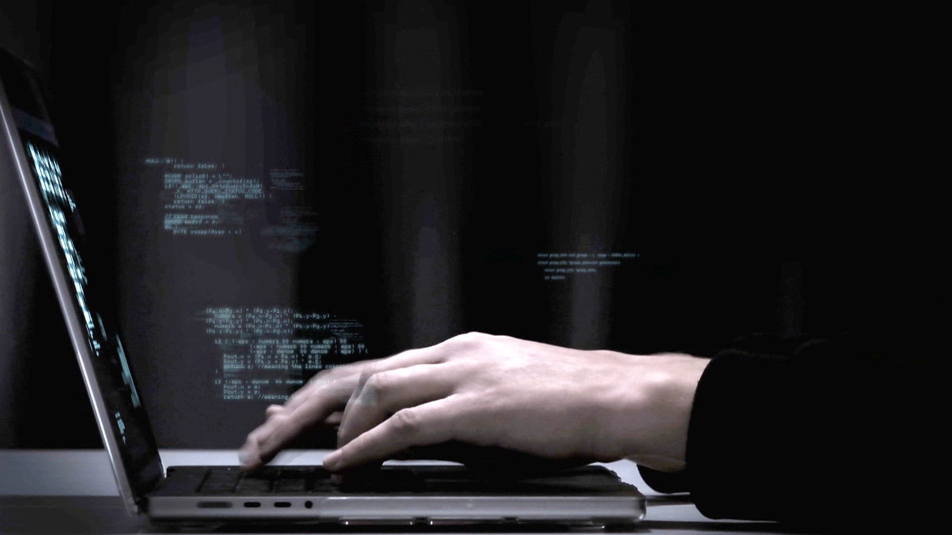 Crimes et appels &agrave; l&rsquo;aide sur le web: explosion du nombre de cyberenqu&ecirc;tes au SPVM