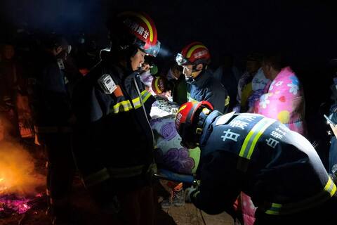 China: 21 muertos en una carrera muy profunda con mal tiempo