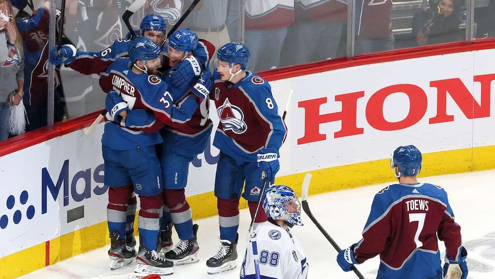 L’Avalanche humilie le Lightning