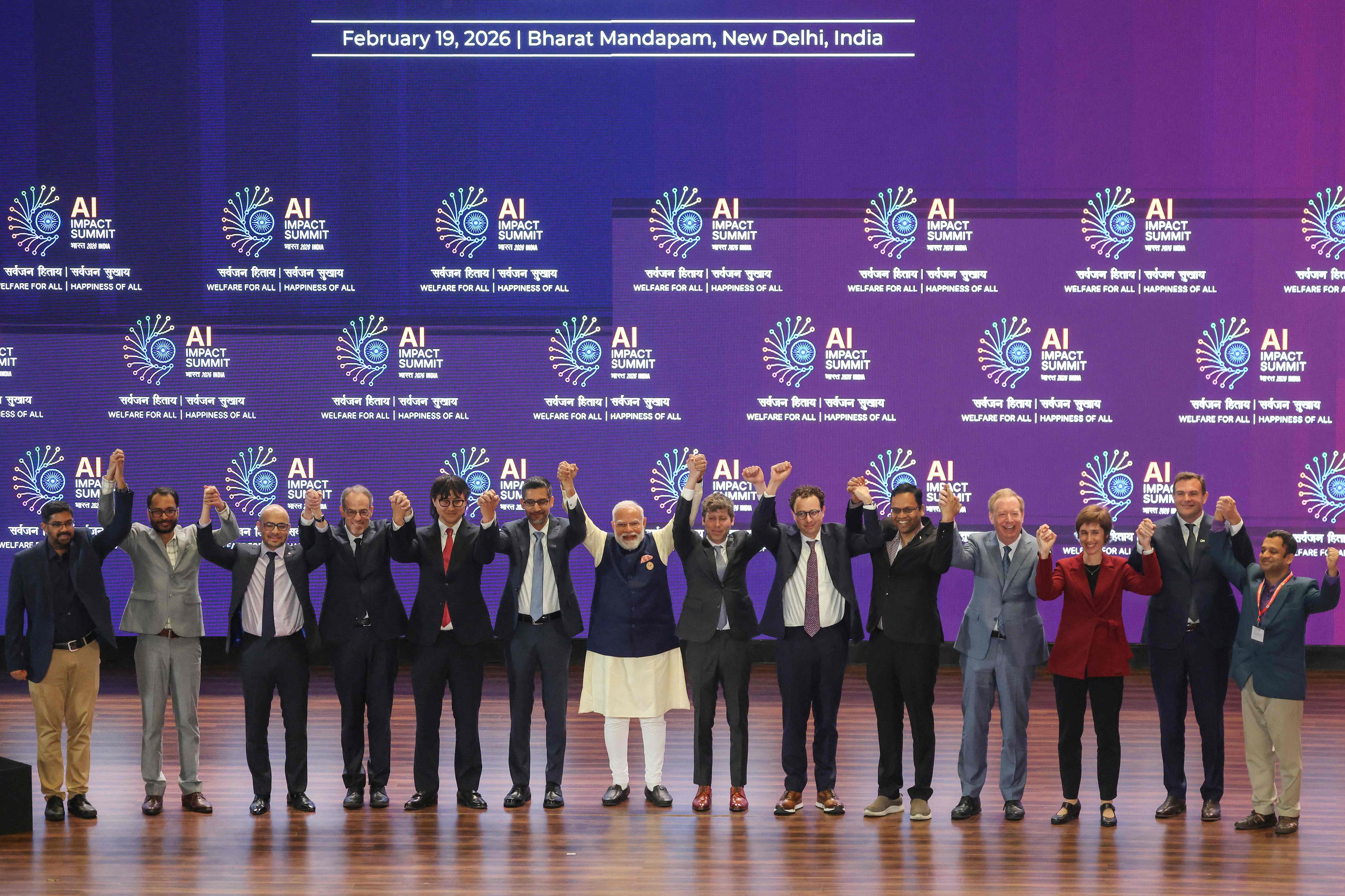 Modi, Macron et Guterres appellent &agrave; un acc&egrave;s universel &agrave; l'IA