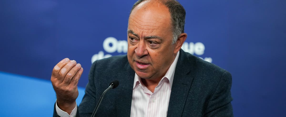 Dubé meilleur que Trudeau pour gérer la santé, plaide Legault