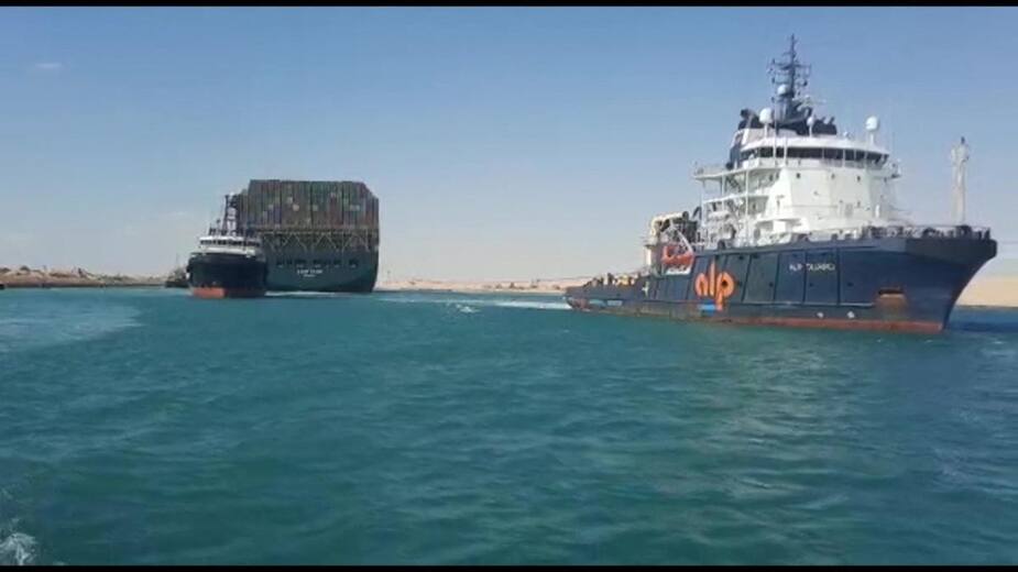 Image principale de l'article Le navire qui bloquait le canal de Suez délogé