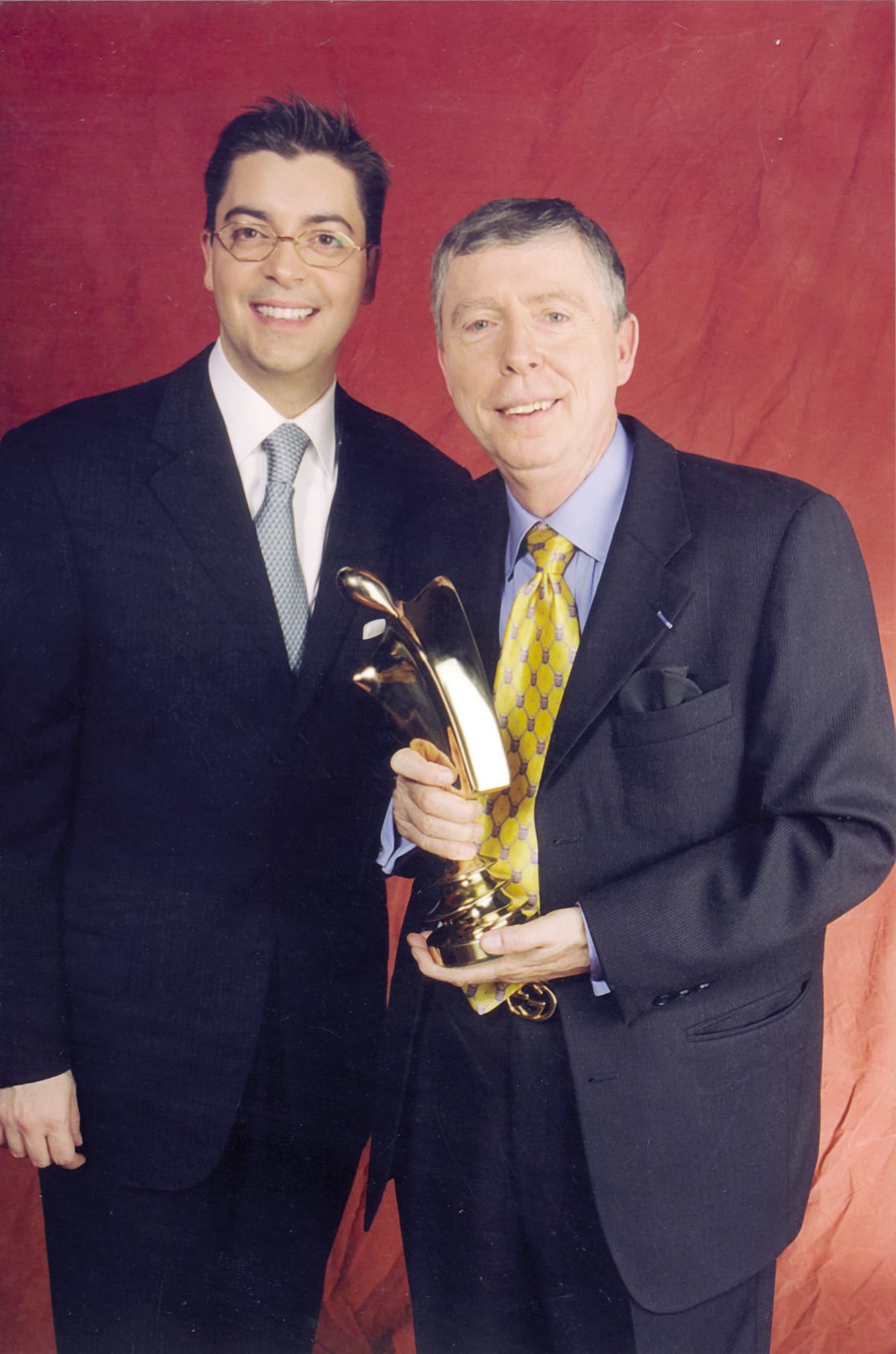 Son fils heureux du retour de Symphorien