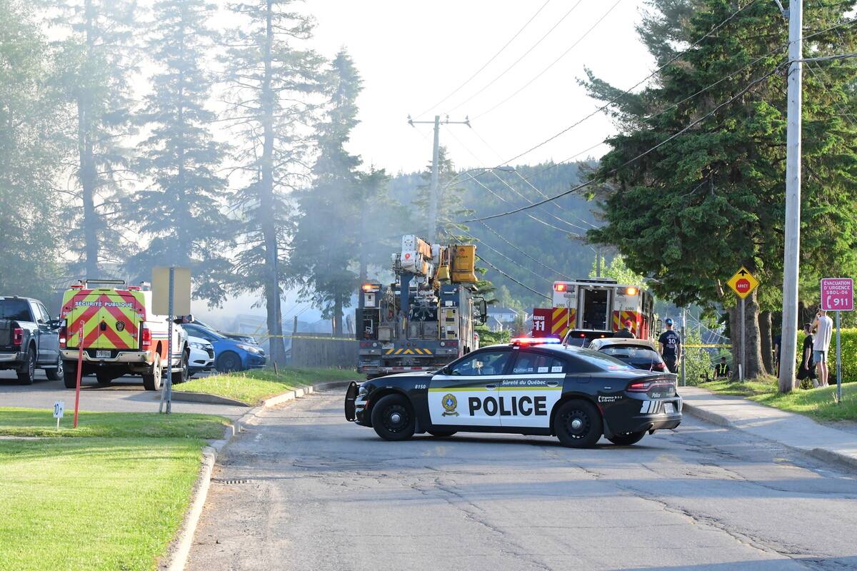 [PHOTOS]  Incendio en el club de golf Alpin de Sainte-Brigitte-de-Laval: “Los clientes no verán ningún impacto”