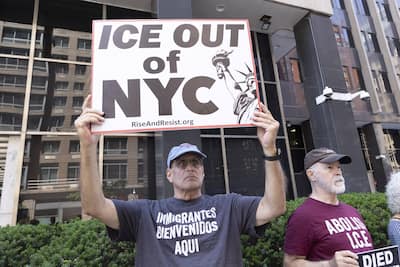 Protesters take part in the weekly vigil organized by “Rise and Resist” to honor those affected by the Trump administration's immigration detention and mass deportation policies. New York, June 4, 2026.