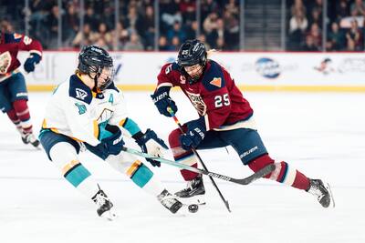 El entrenador de la victoria, Kori Cheverie, durante un partido contra la Flota de Boston, el 1 de marzo, en el Bell Center.
