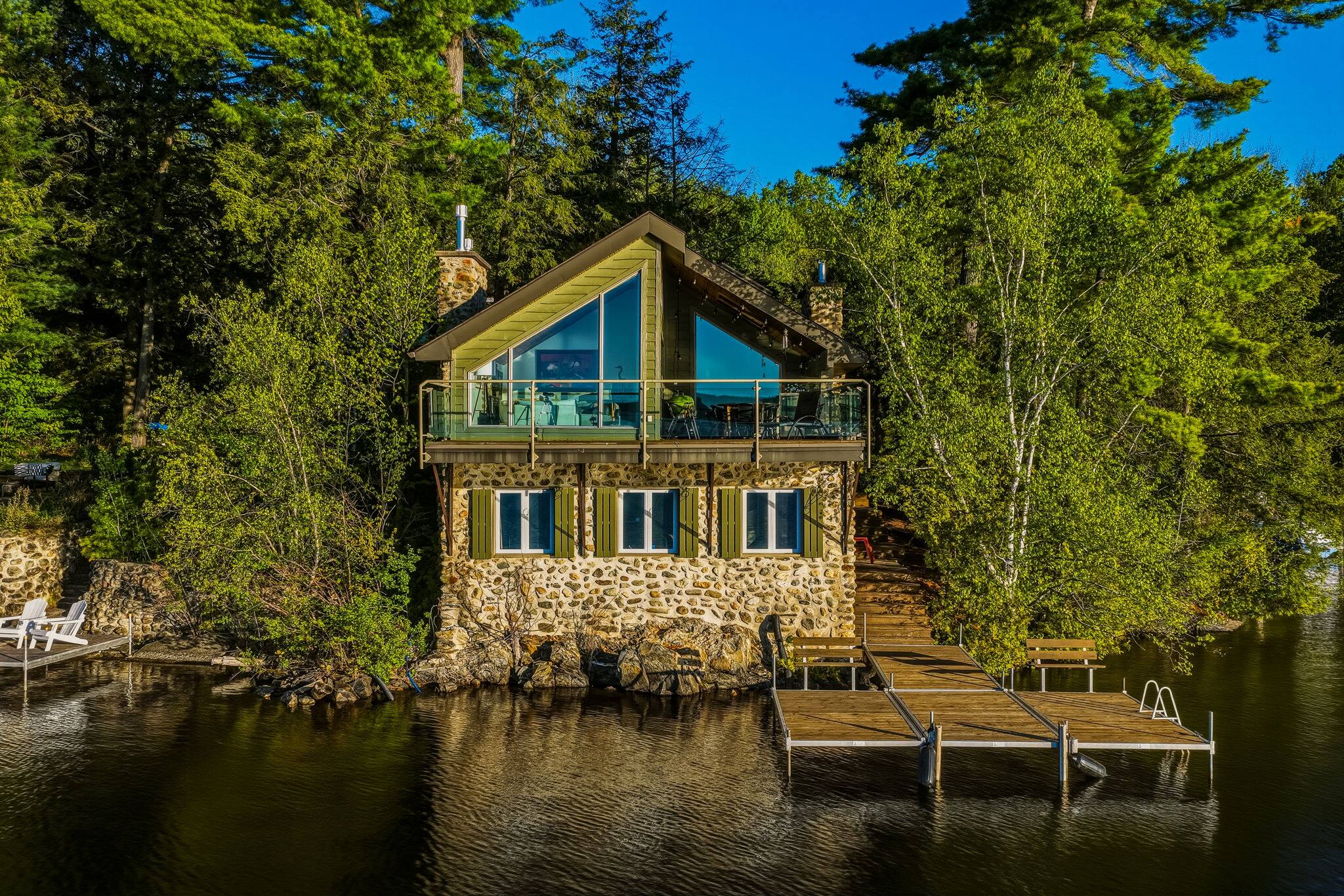 Image principale de l'article Cette maison a un quai privé et on l'adore