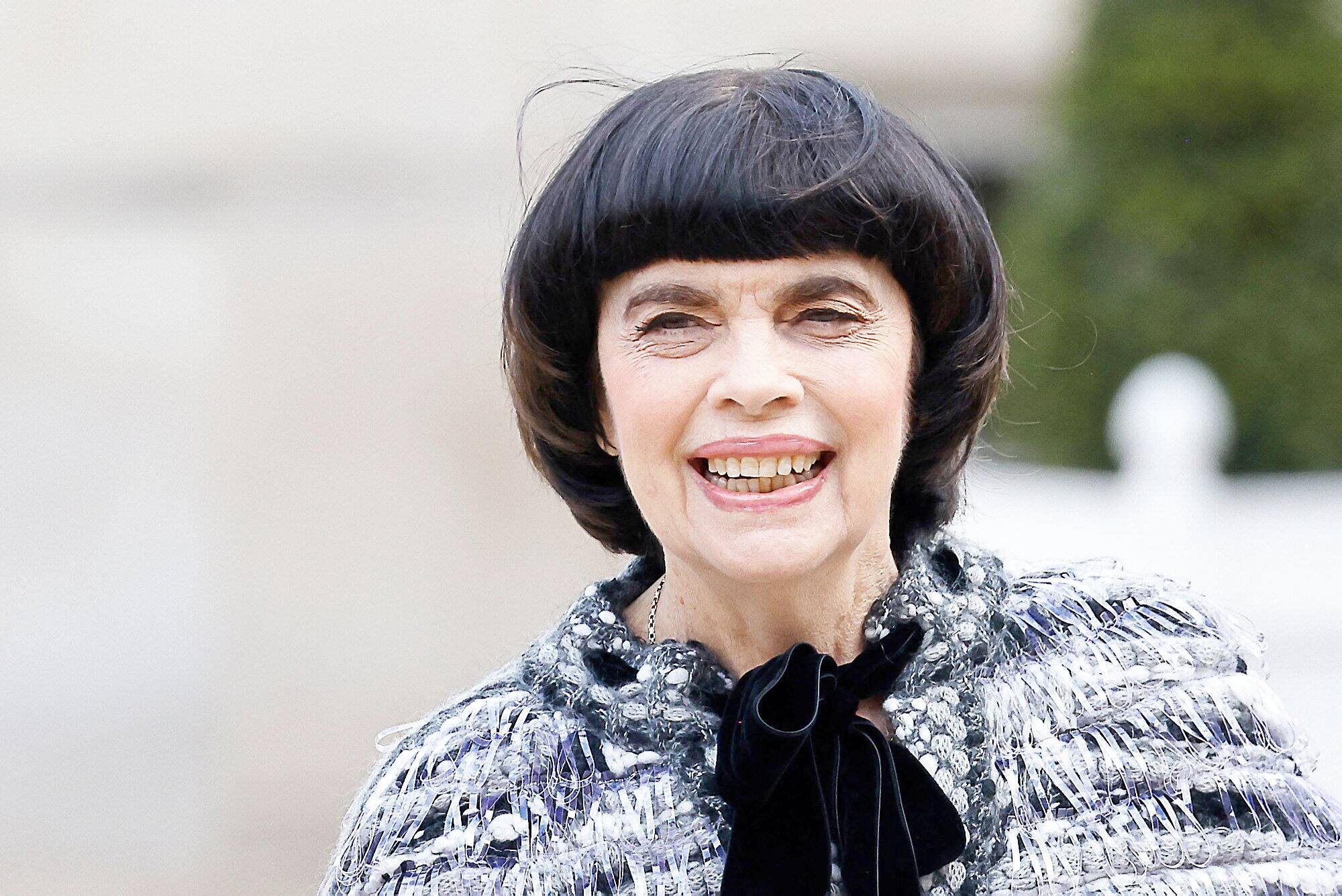 Mireille Mathieu, ambassadrice de la chanson française, fête ses 60 ans  d'amour avec le public | JDM