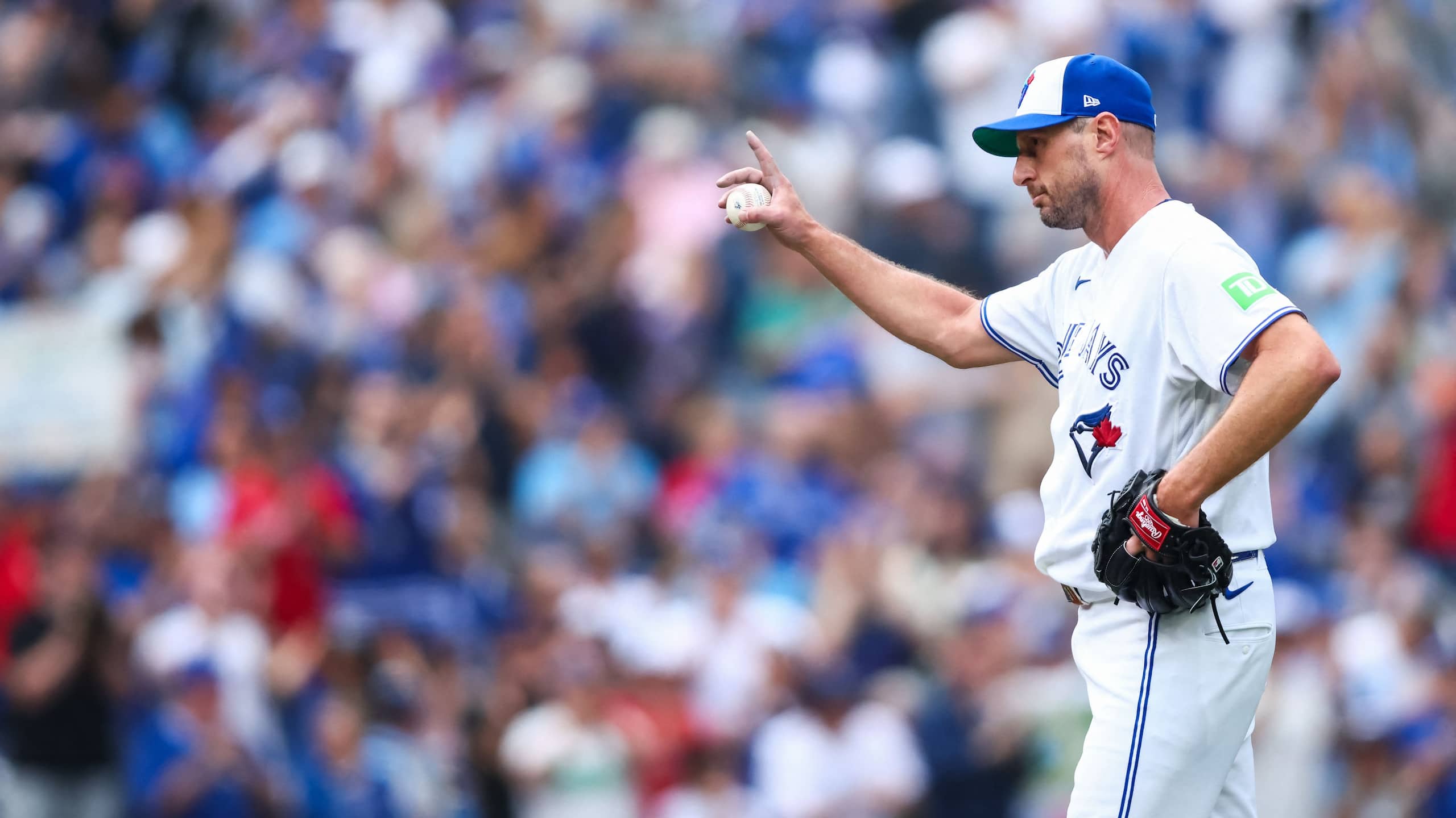 Photo: qub.ca Max Scherzer Dominates Mariners as Blue Jays Sweep with 7-0 Win