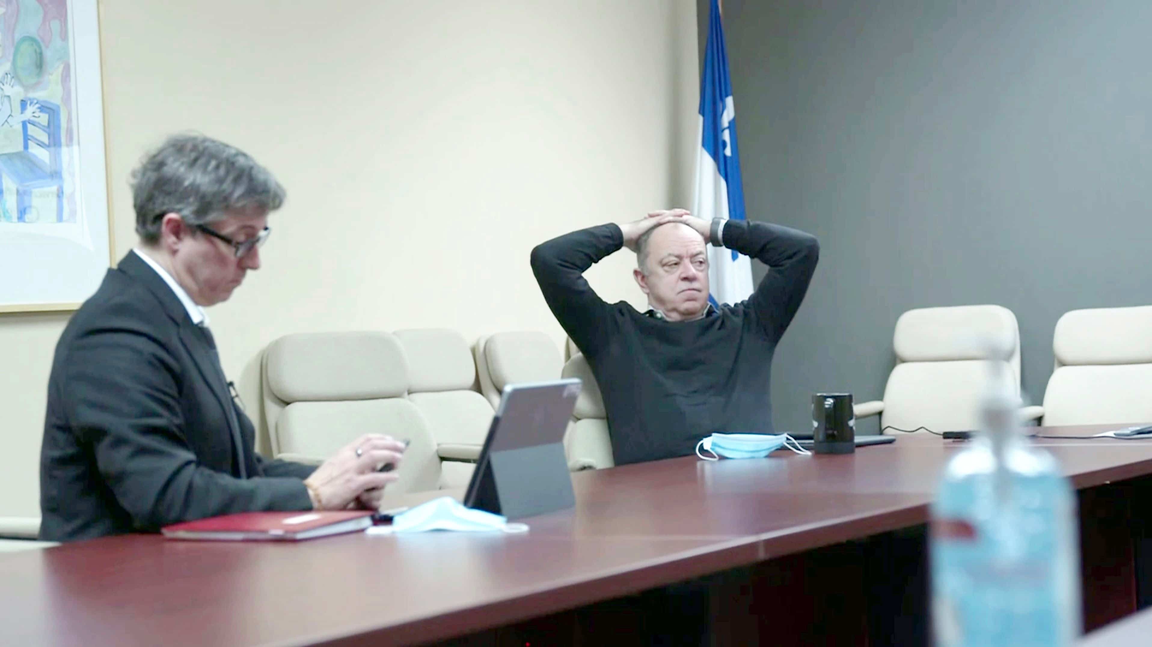 L&rsquo;ex-chef de cabinet du ministre de la Sant&eacute; Christian Dub&eacute; devient lobbyiste... en sant&eacute;