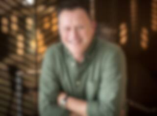 Stéphane Fallu redonne aux jeunes en difficulté