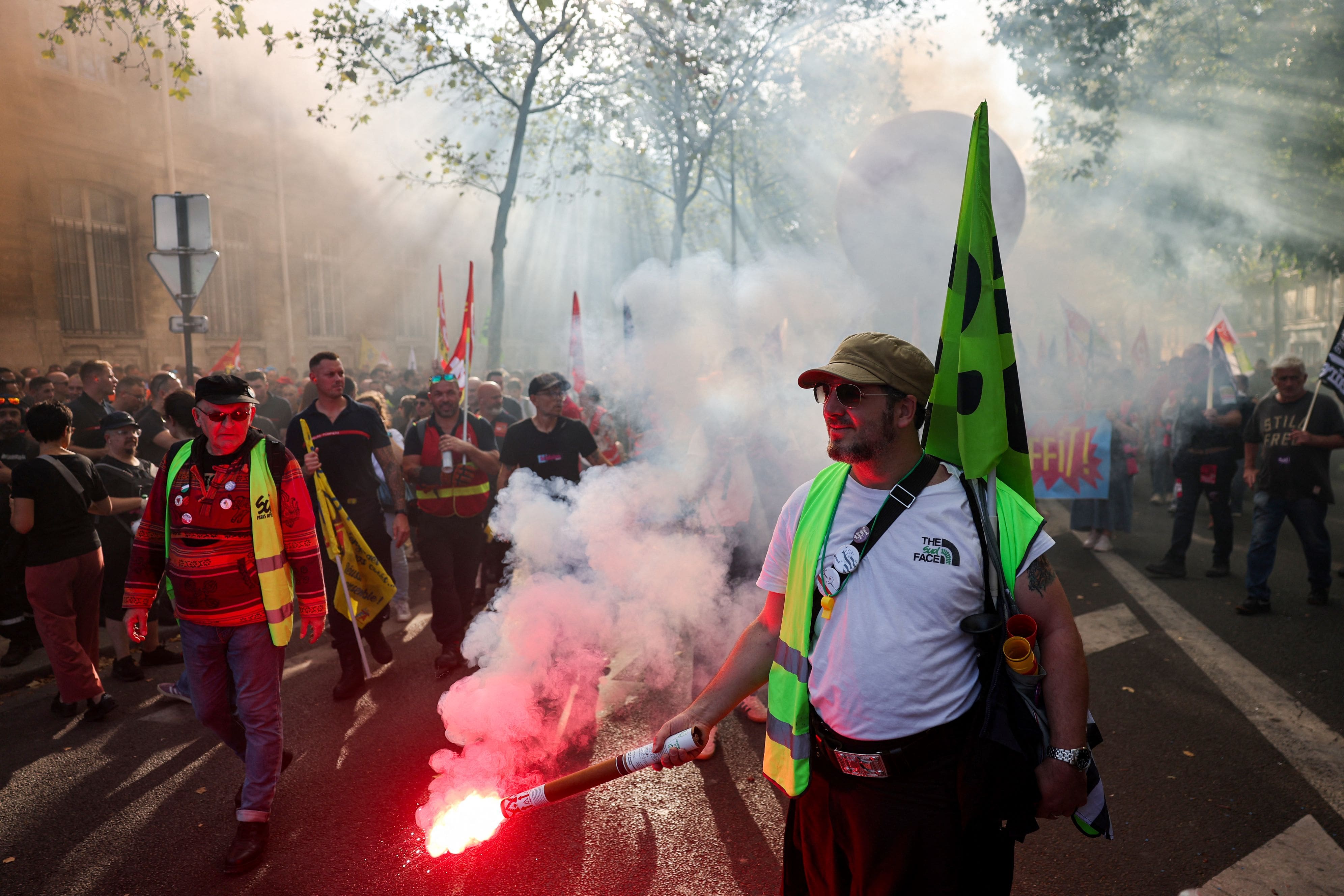«Ras-le-bol des bas salaires»: des dizaines de milliers de fonctionnaires français dans la rue