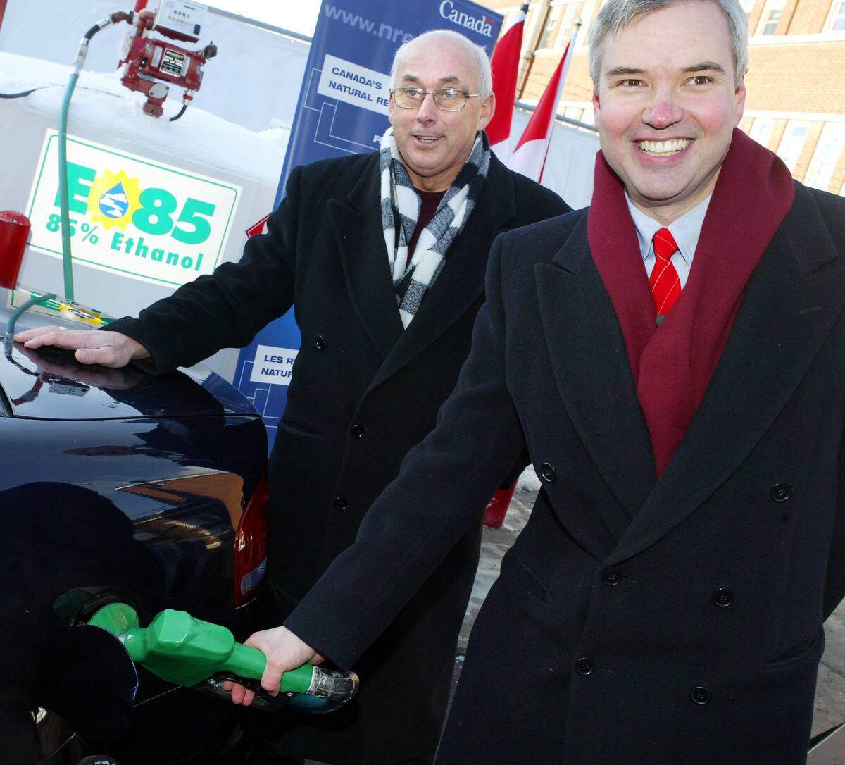 L&rsquo;ancien ministre f&eacute;d&eacute;ral John Efford est d&eacute;c&eacute;d&eacute;