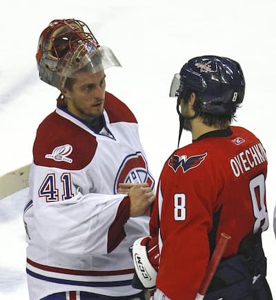 C'est le printemps Halak em 2010. Le gardien slovaque permitiu ao Canadá eliminar a banda de Alex Ovechkin na primeira turnê. No segundo tour, Halak classificou Sidney Crosby e os Penguins da série Pittsburgh.