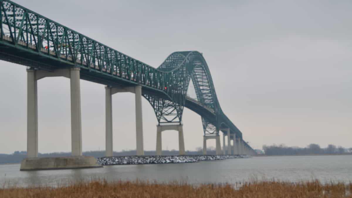 Accident majeur le pont Laviolette est rouvert TVA Nouvelles Accident majeur le pont Laviolette est rouvert TVA Nouvelles