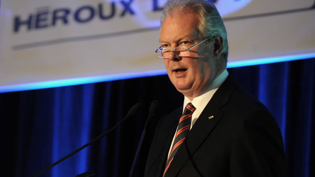 Rencontre entre le président de Héroux-Devtek et des ministres fédéraux à Londres